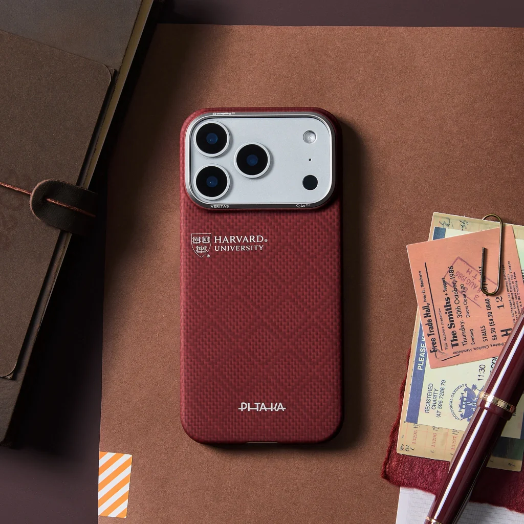 PITAKA's Harvard University Series Phone Case - Image 11